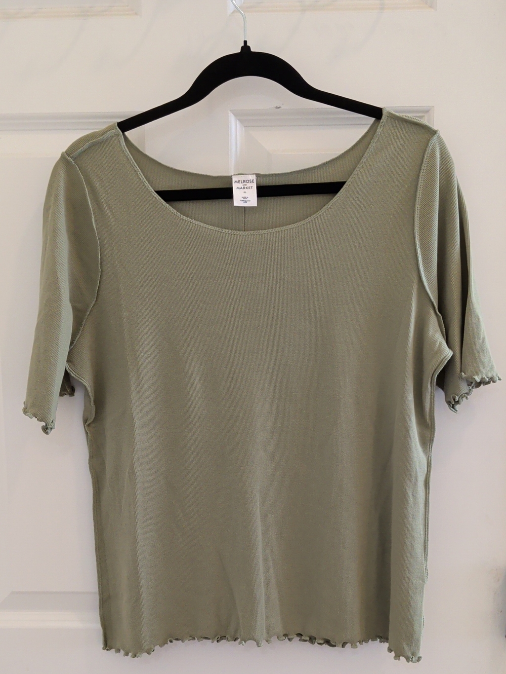 Melrose and Market Sage Green Scoop Neck Short Sleeve Top